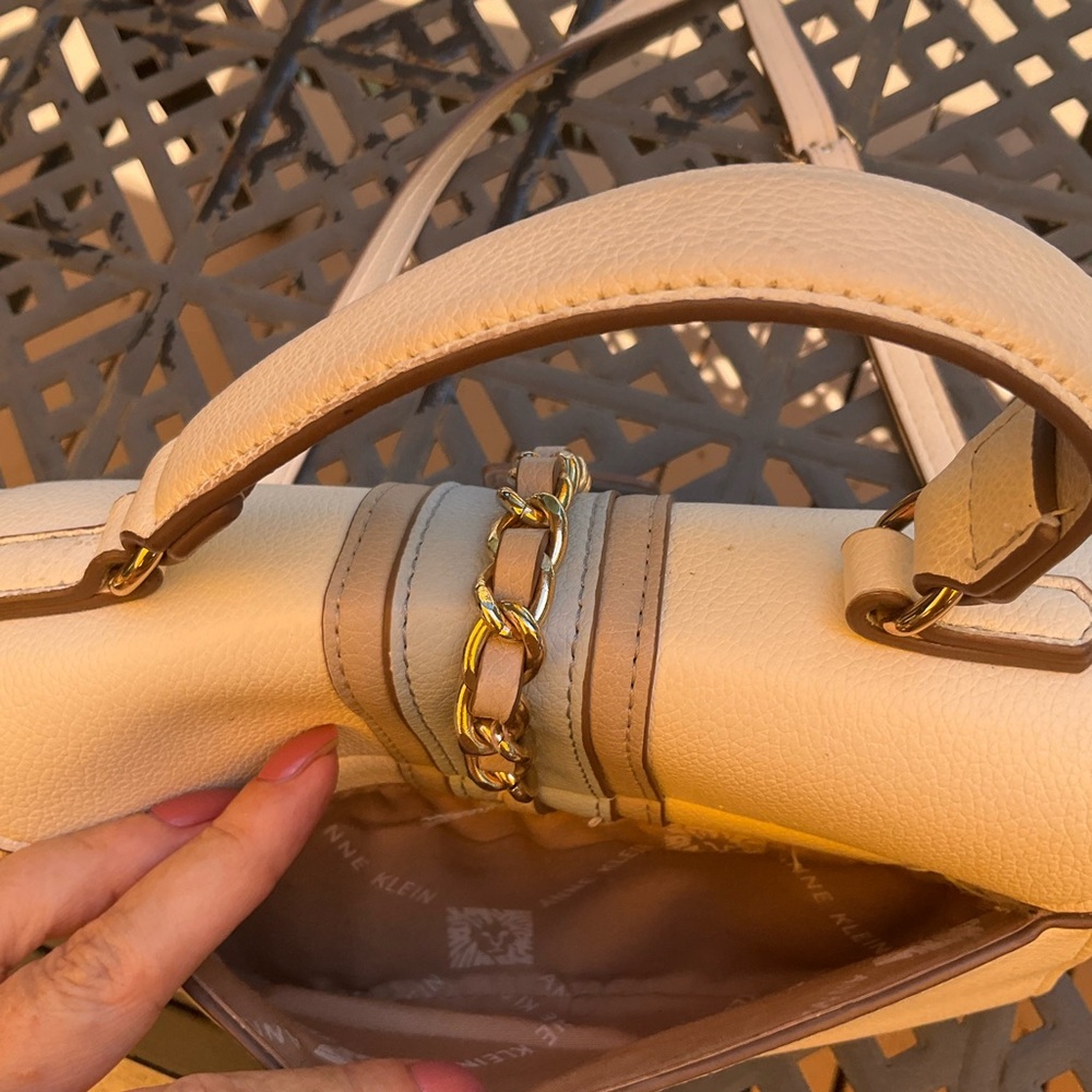 Perfect crossbody purse - Picture 4 of 6